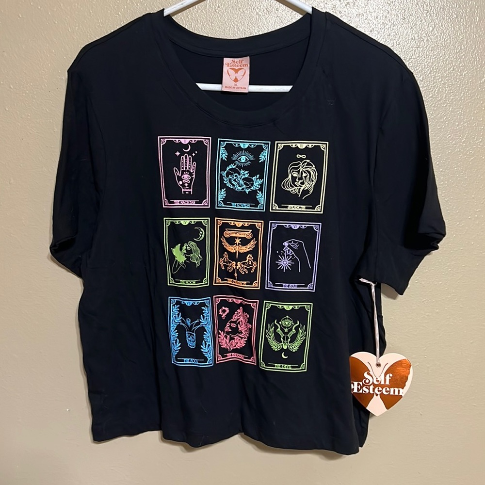 Short sleeved (XL) never worn